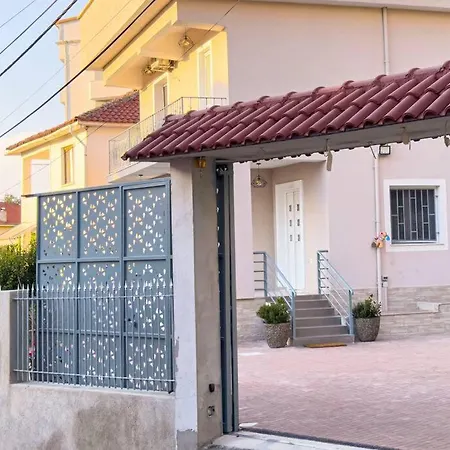 The One Private In * Τίρανα